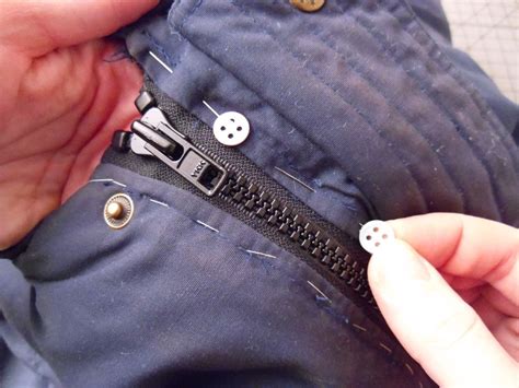 zipper repair service near me.